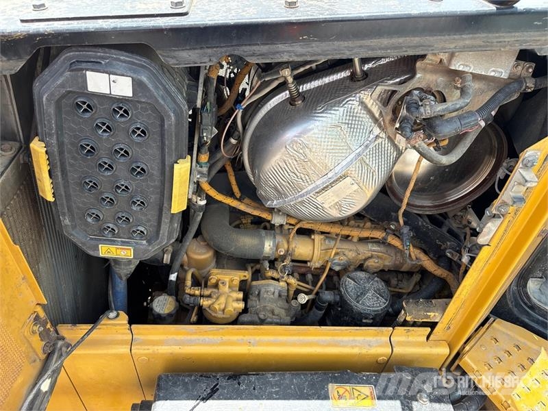 CAT D5 Crawler dozers