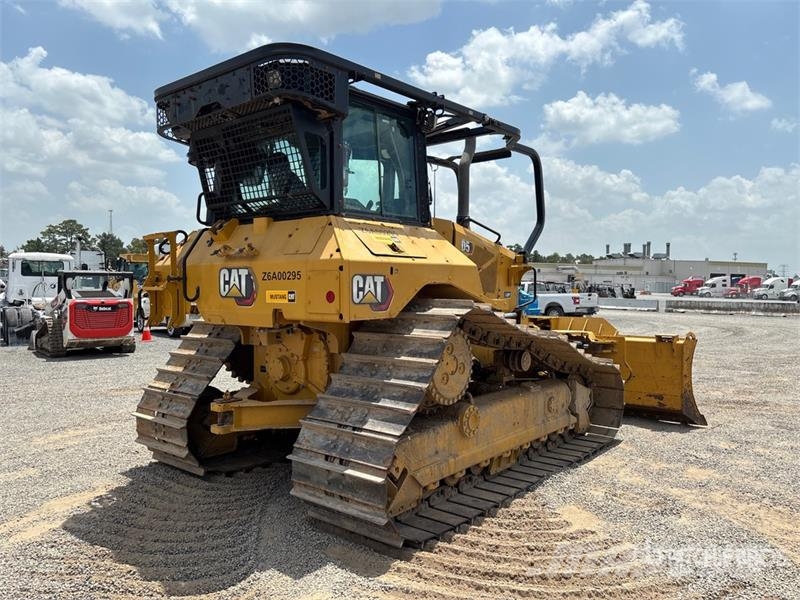 CAT D5 Crawler dozers