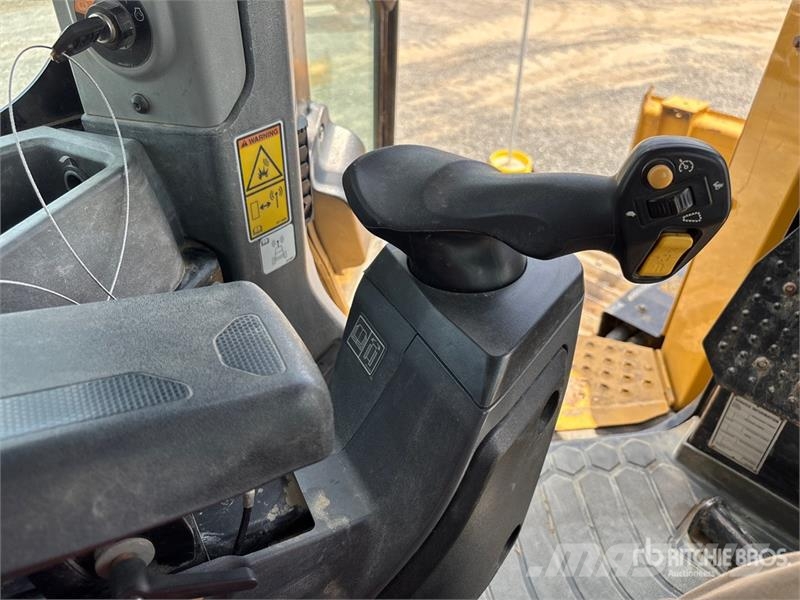 CAT D5 Crawler dozers