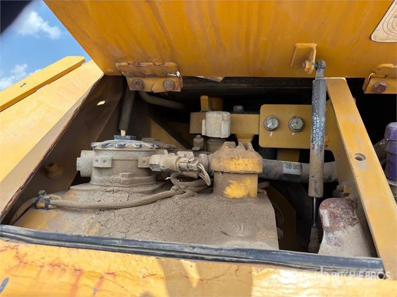 CAT D5 Crawler dozers