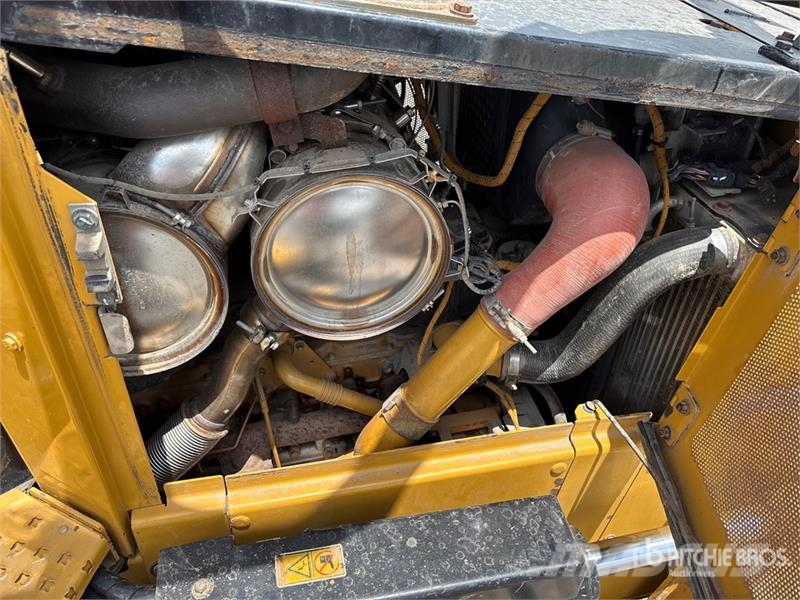 CAT D5 Crawler dozers