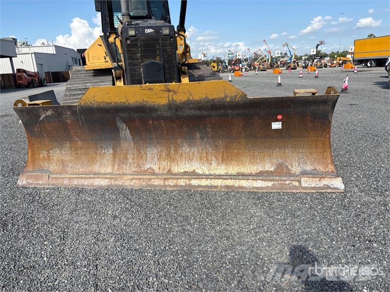 CAT D5 ブルドーザー