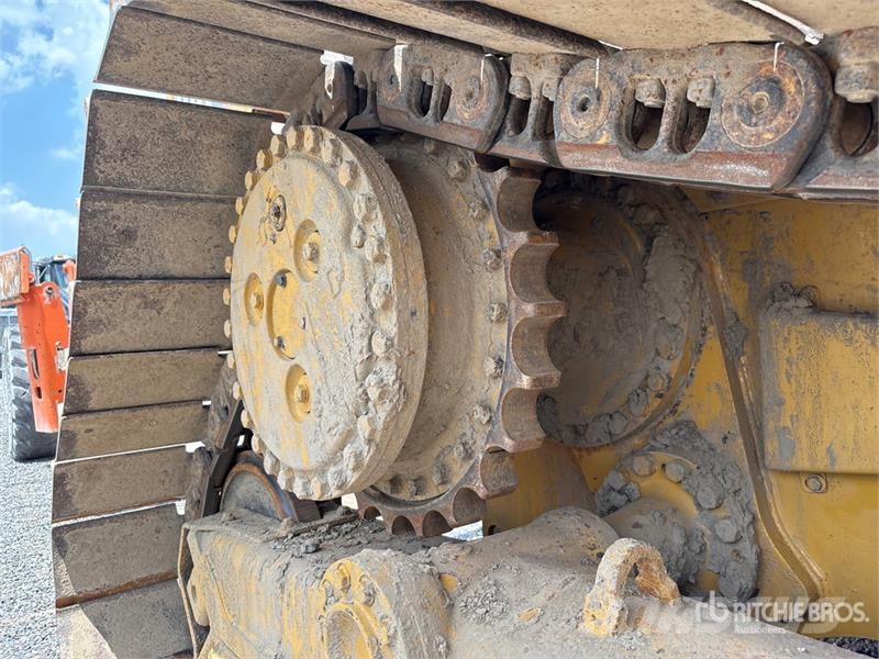CAT D5 Crawler dozers