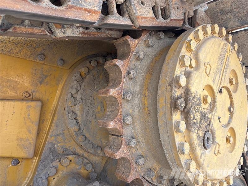CAT D5 Crawler dozers