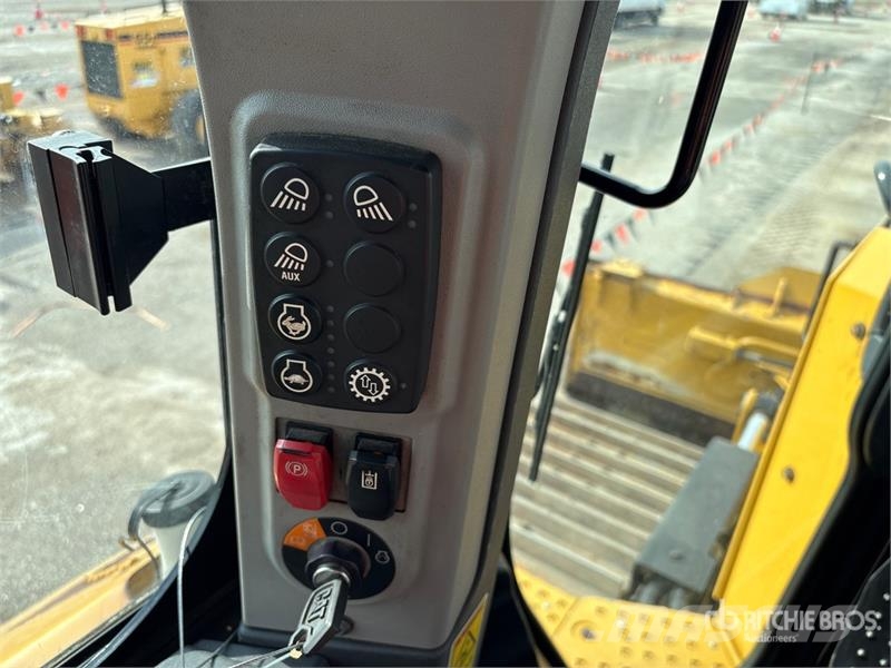 CAT D5 LGP Crawler Dozer Bulldozer