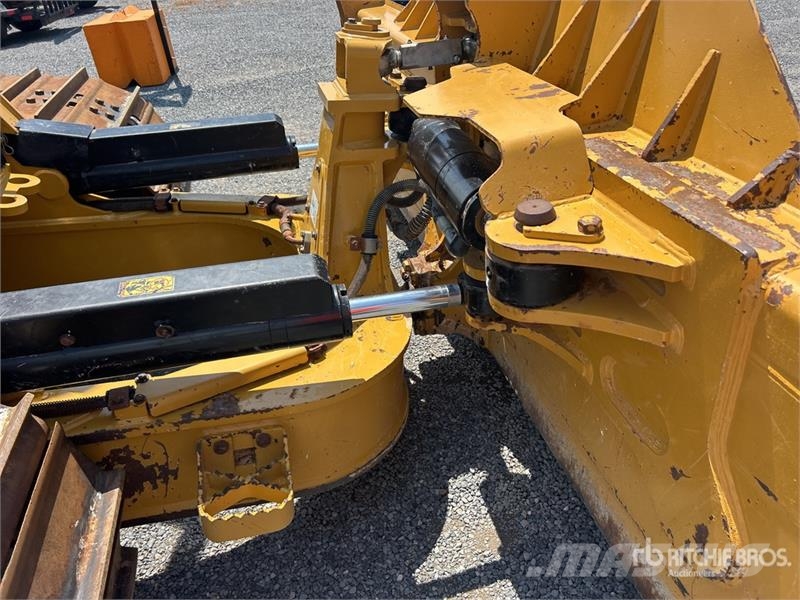 CAT D5 LGP Crawler Dozer 履帶推土機