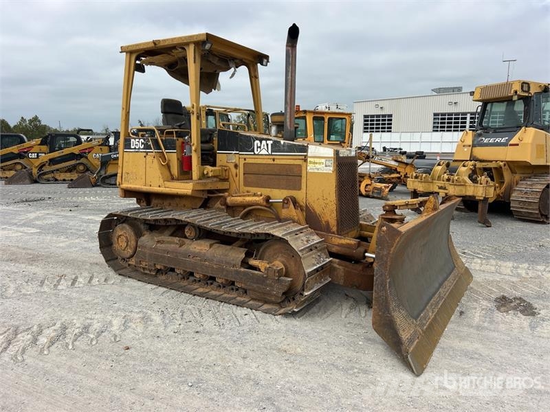 CAT D5C Series lll Buldožerji goseničarji