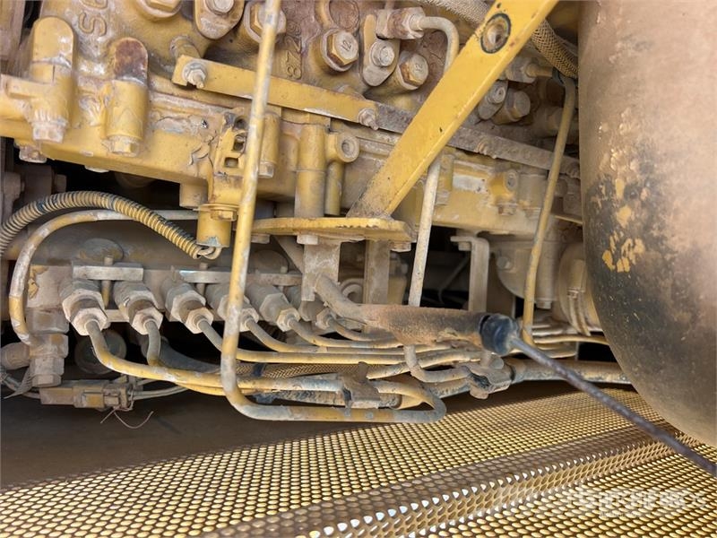 CAT D5C Series lll Buldožerji goseničarji