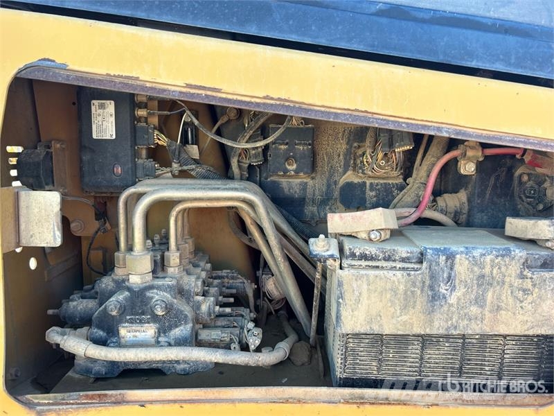 CAT D5K LGP Dozer cingolati