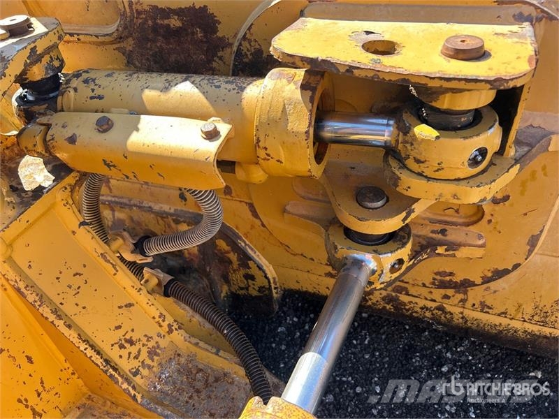 CAT D5K LGP Dozer cingolati