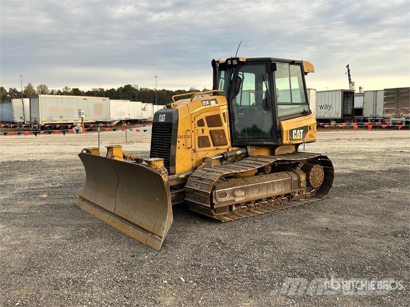 CAT D5K2 LGP Bulldozer på larvebånd