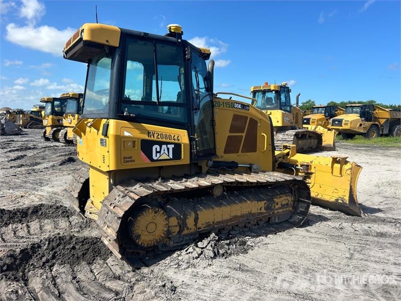 CAT D5K2 LGP 크롤러 도저