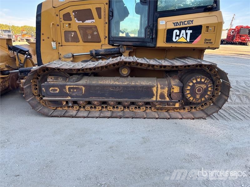 CAT D5K2 LGP Buldooserid