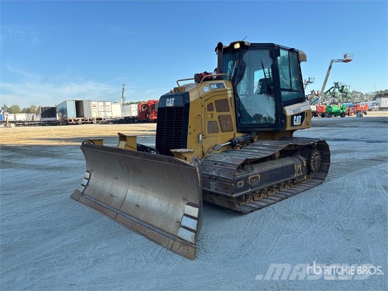 CAT D5K2 LGP Buldooserid
