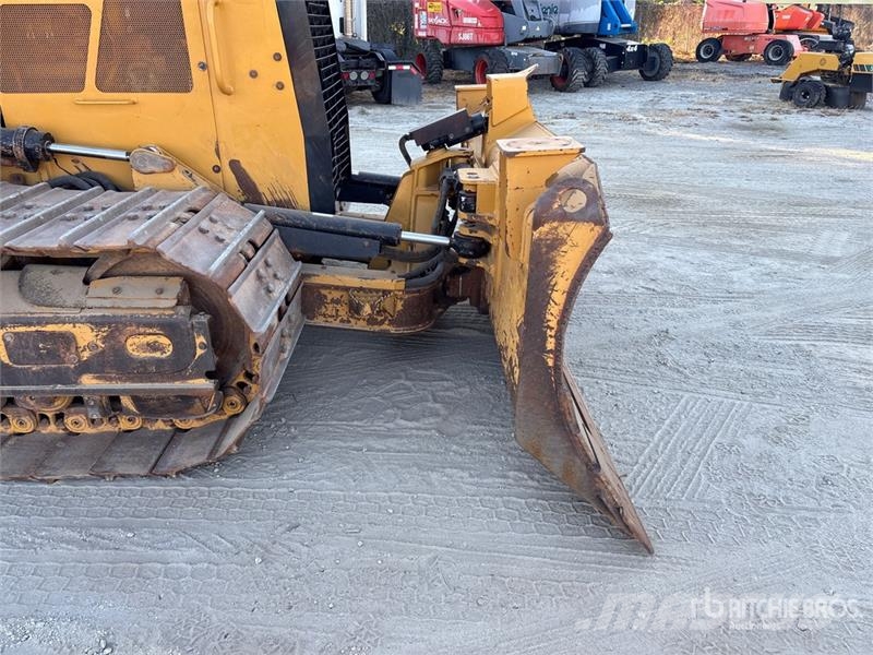 CAT D5K2 LGP Buldooserid