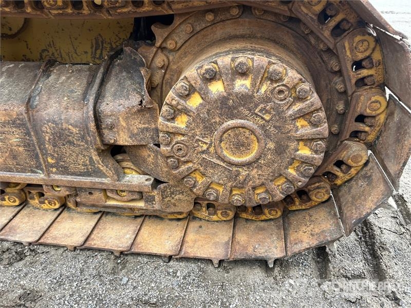 CAT D5K2 XL Buldožeri guseničari