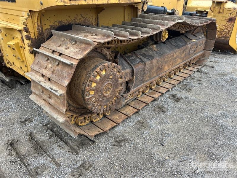 CAT D5K2 XL Buldožeri guseničari