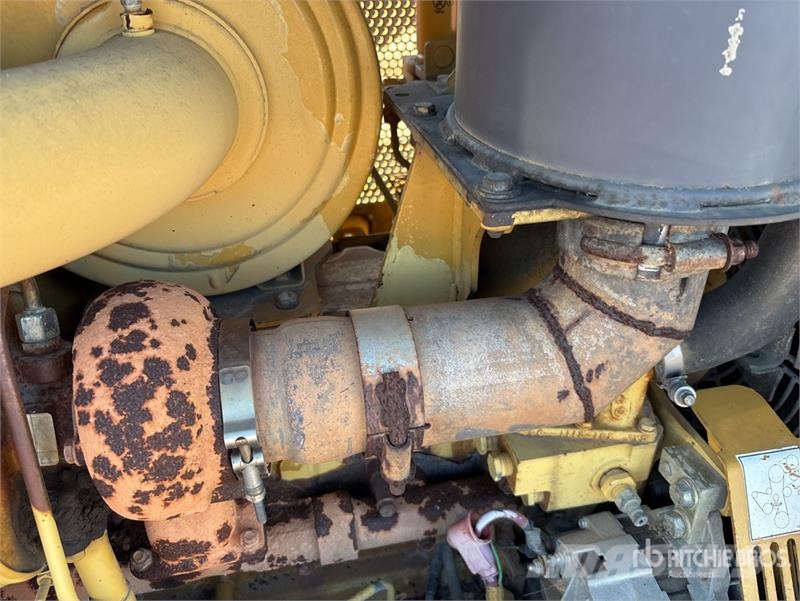 CAT D5N XL Buldožeri guseničari