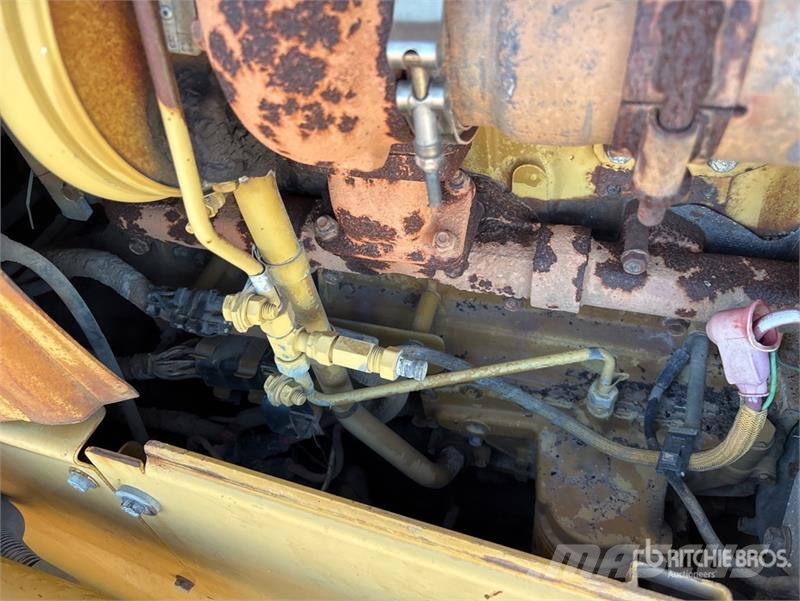 CAT D5N XL Buldožeri guseničari