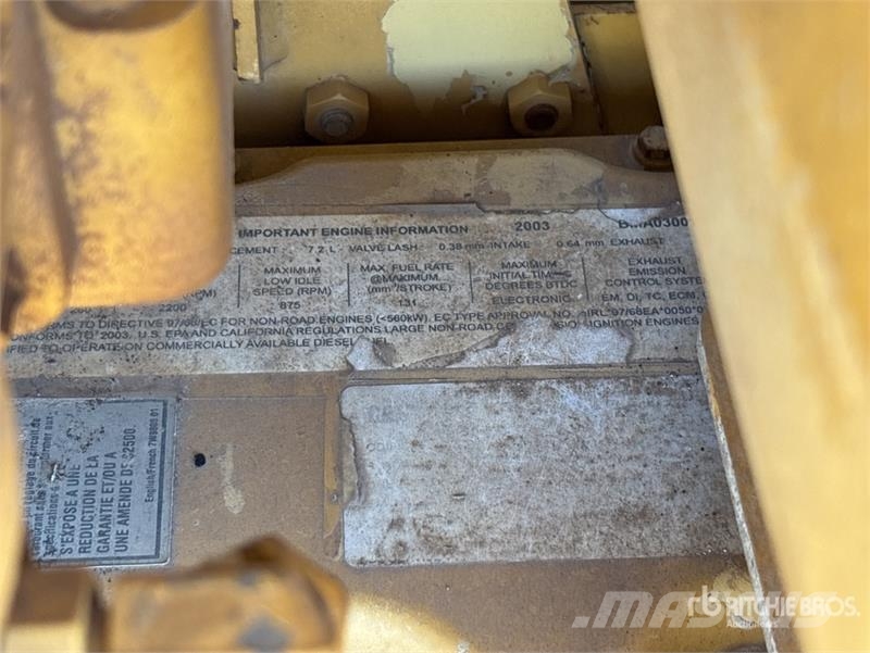 CAT D5N XL Buldožeri guseničari