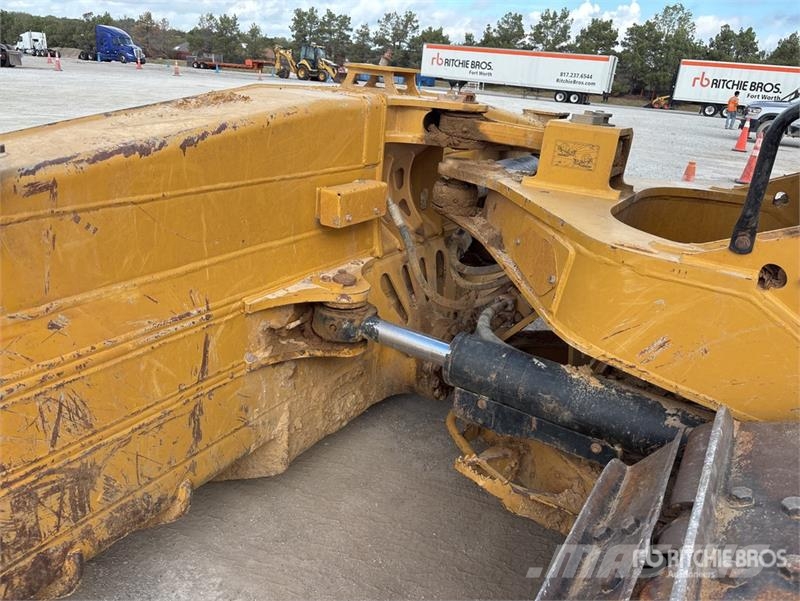 CAT D6 Bulldozer på larvebånd
