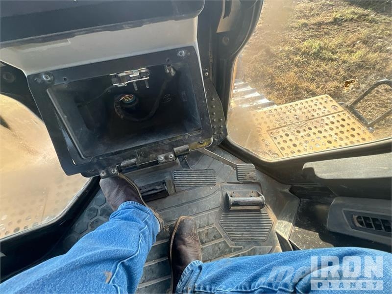 CAT D6 Bulldozer på larvebånd