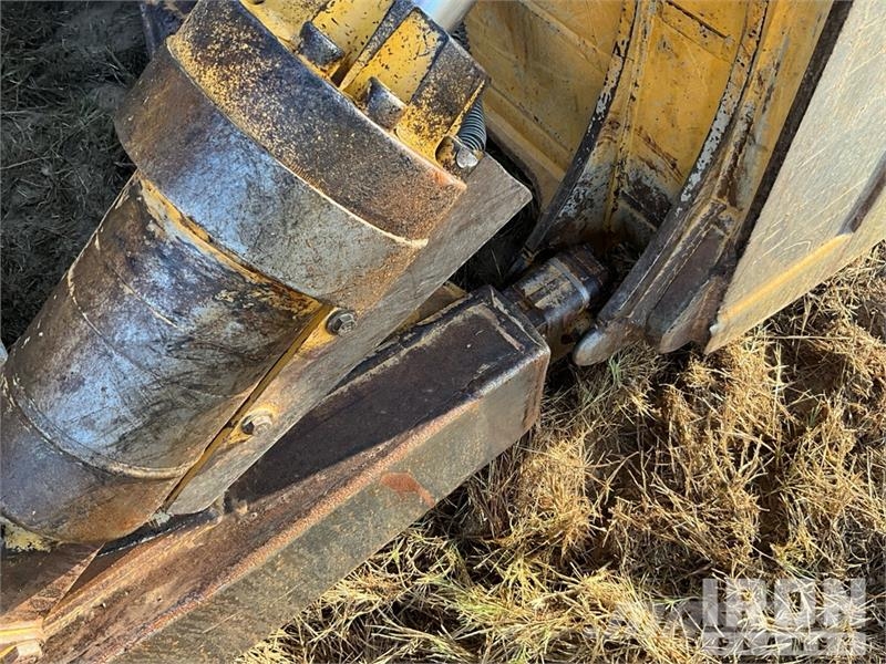 CAT D6 Bulldozer på larvebånd