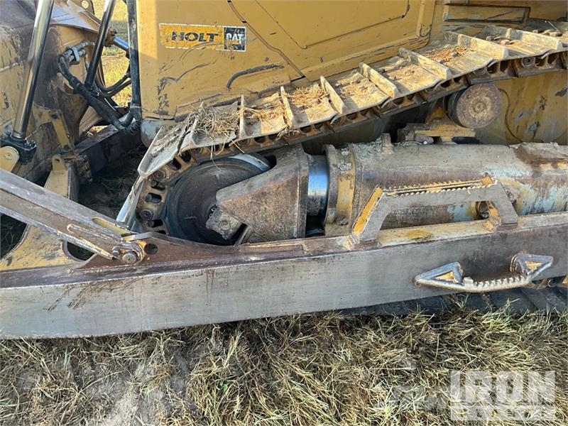 CAT D6 Bulldozer på larvebånd