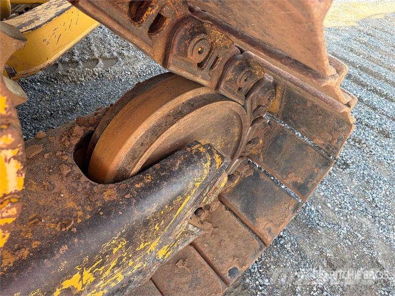 CAT D6 Buldožeri guseničari
