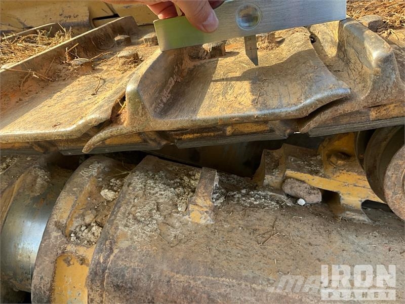 CAT D6 Bulldozer på larvebånd