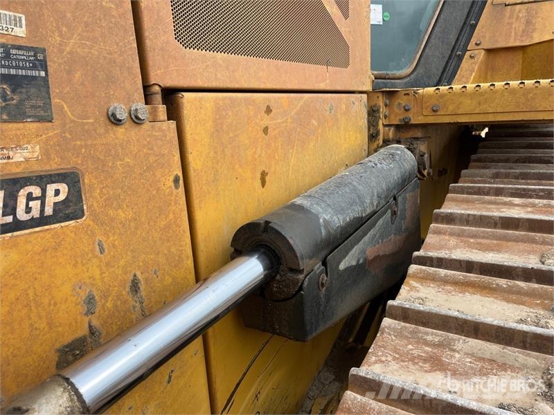 CAT D6 Dozers - Tratores rastos
