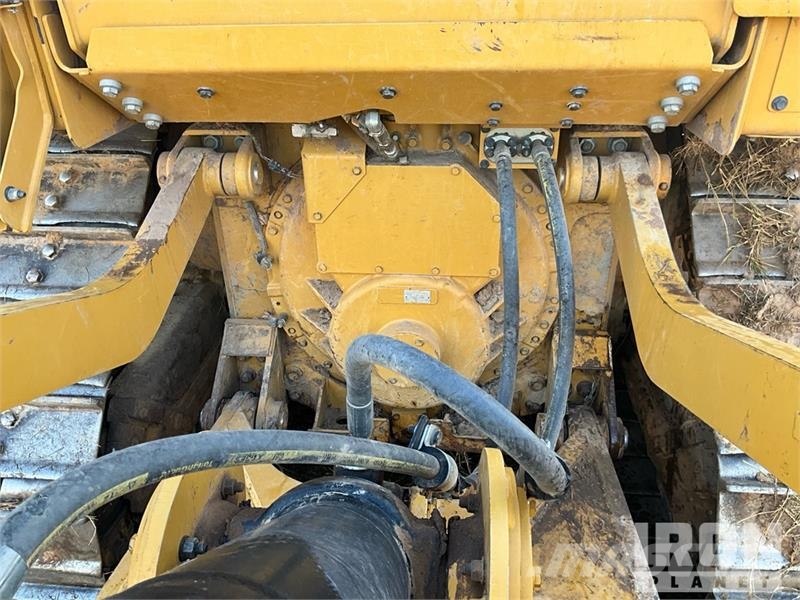 CAT D6 Bulldozer på larvebånd