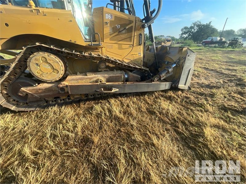 CAT D6 Bulldozer på larvebånd
