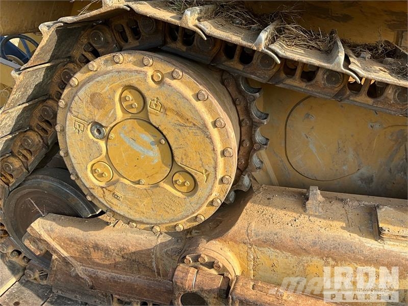 CAT D6 Bulldozer på larvebånd