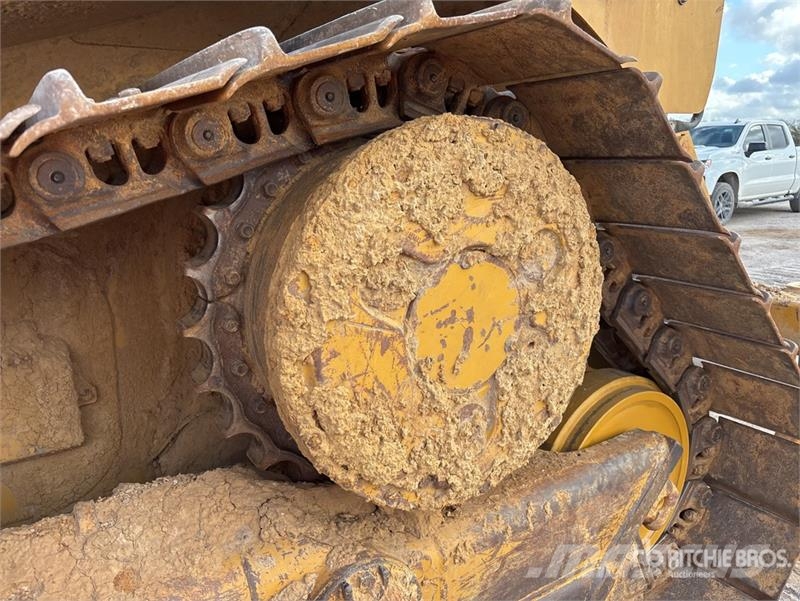 CAT D6 Bulldozer på larvebånd