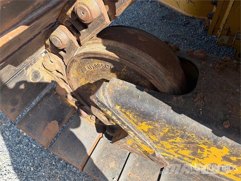 CAT D6 Buldožeri guseničari