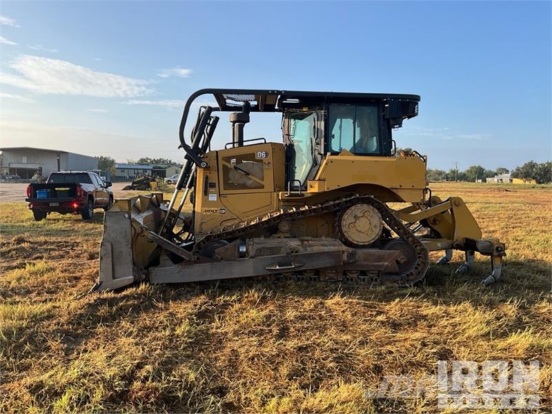 CAT D6 Bulldozer på larvebånd
