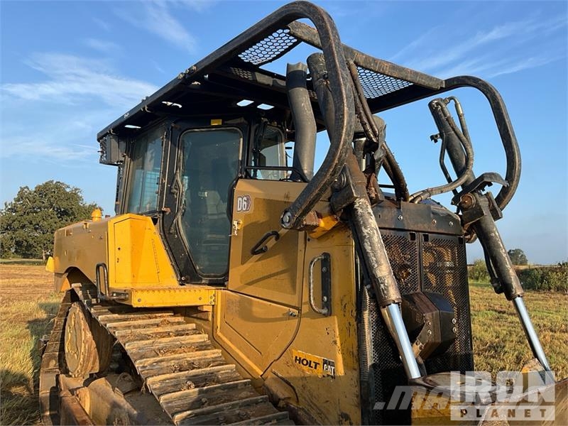CAT D6 Bulldozer på larvebånd