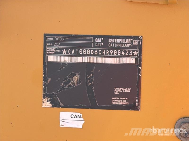 CAT D6 Buldožeri guseničari