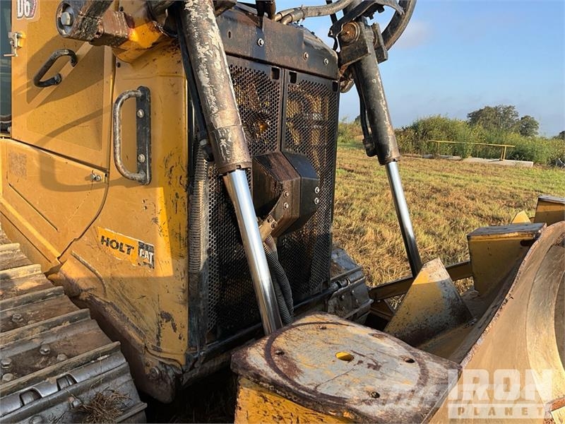 CAT D6 Bulldozer på larvebånd