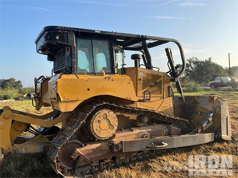 CAT D6 Bulldozer på larvebånd
