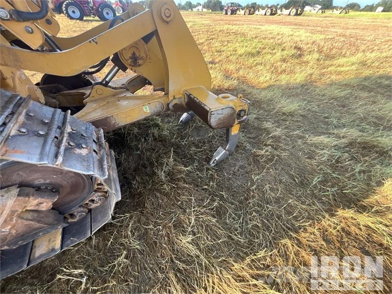 CAT D6 Bulldozer på larvebånd