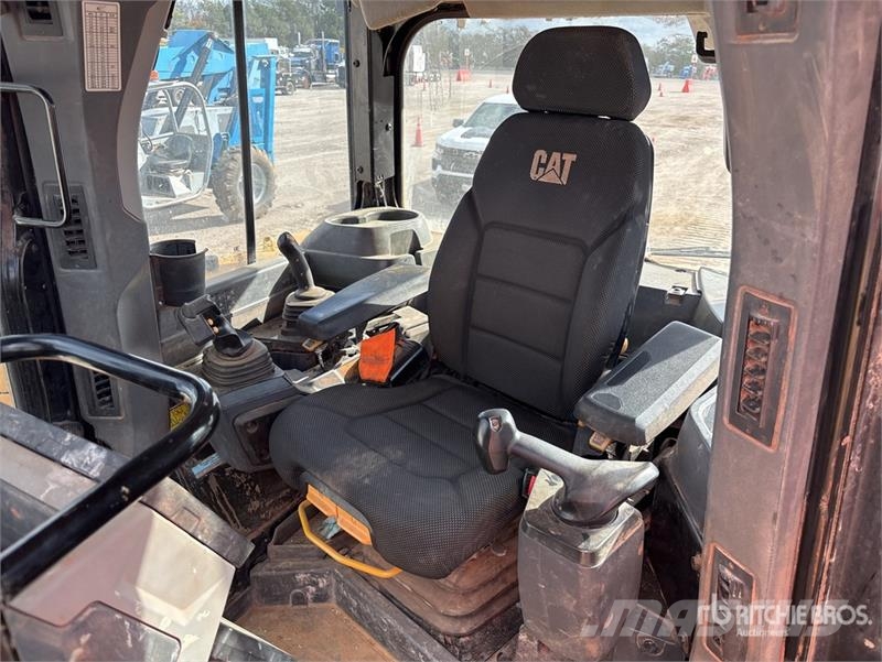 CAT D6 Bulldozer på larvebånd