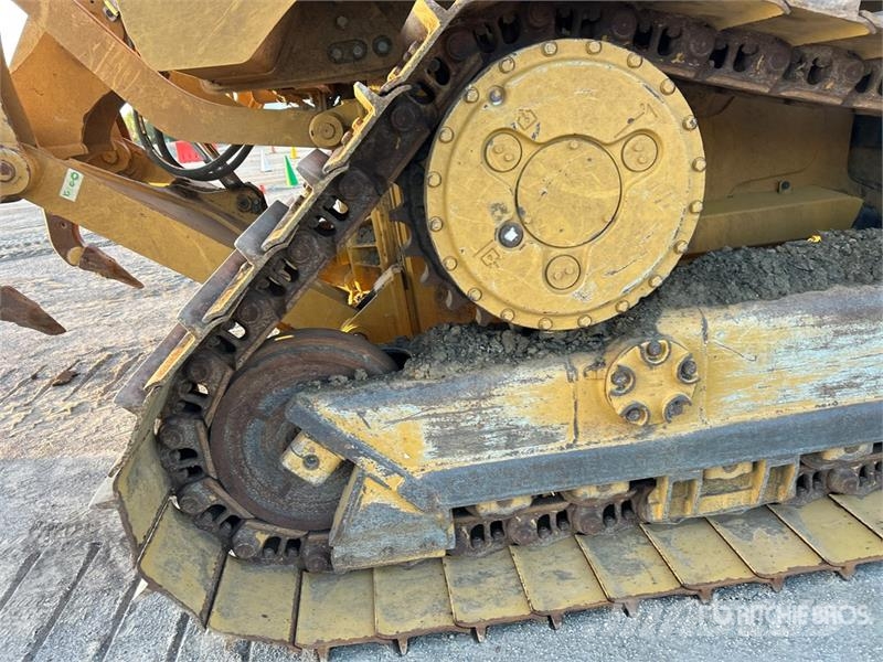 CAT D6 履帶推土機