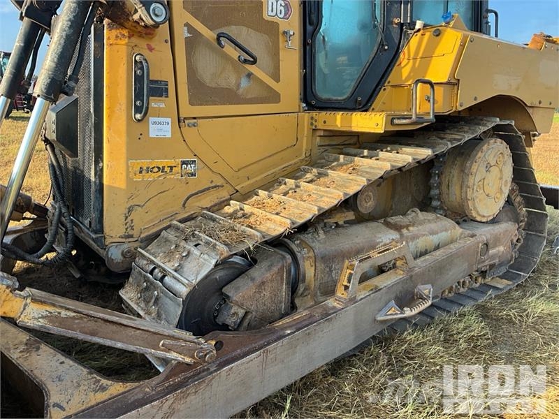 CAT D6 Bulldozer på larvebånd