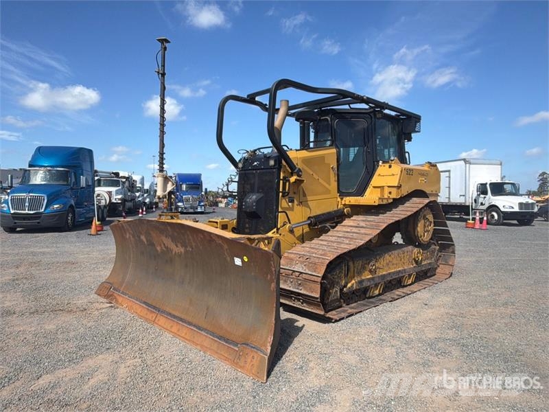CAT D6 Buldožeri guseničari