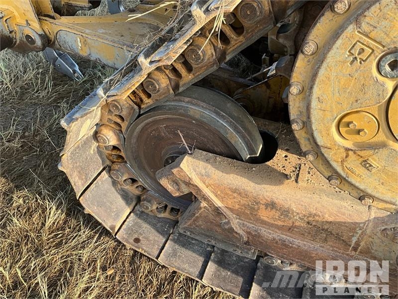 CAT D6 Bulldozer på larvebånd