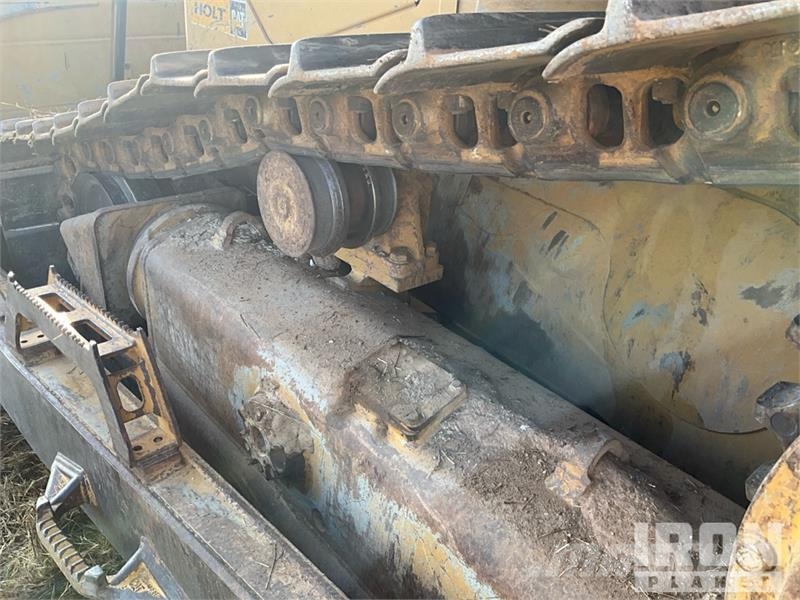 CAT D6 Bulldozer på larvebånd
