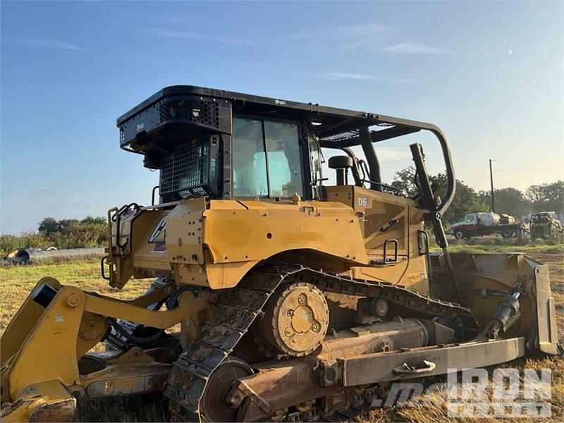 CAT D6 Bulldozer på larvebånd