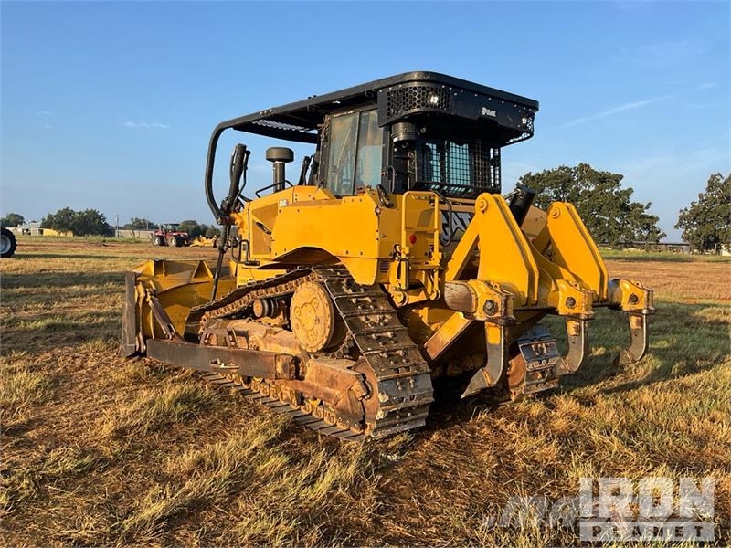 CAT D6 Bulldozer på larvebånd